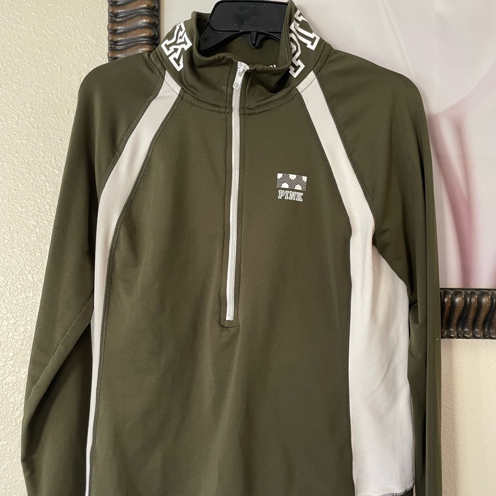 Victoria’s Secret PINK half zip
